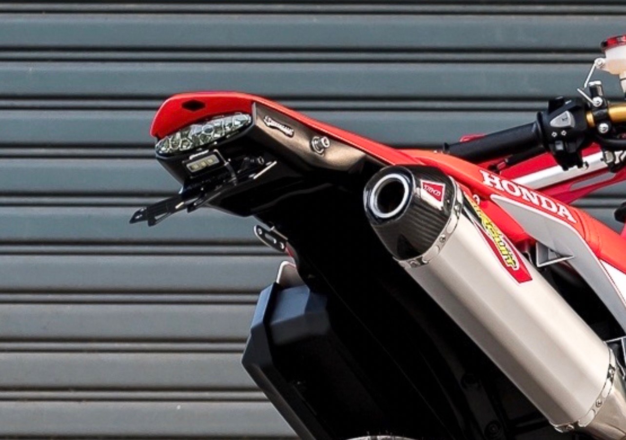 ชุดเซ็ทแผ่นปิดท้าย CRF300L MOTOZAAA พัอมท้ายสั้น Under Tray Tail CRF300L combo set 3900฿