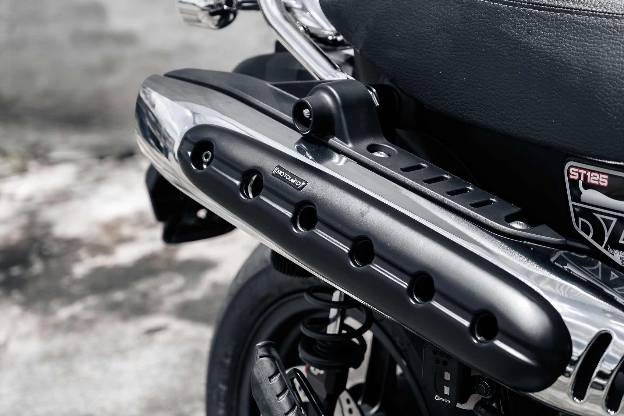 DAX 125 หมาดำ