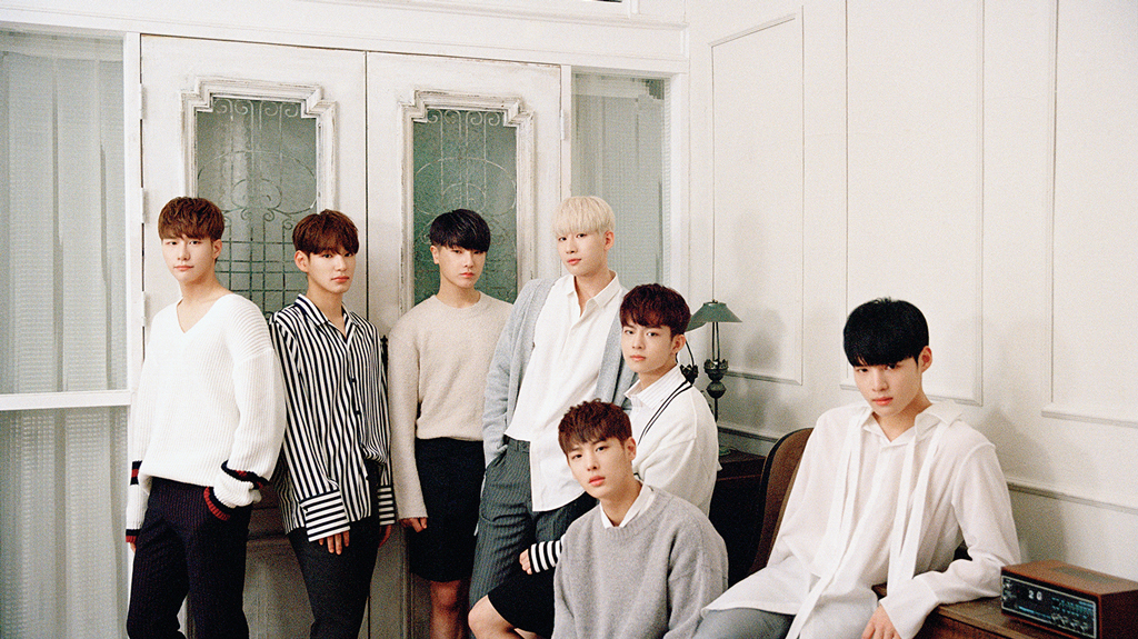[PRE-ORDER] {อัลบั้มไซน์สุ่มเมมเบอร์ 1 คน} VICTON 2nd Mini Album "READY"