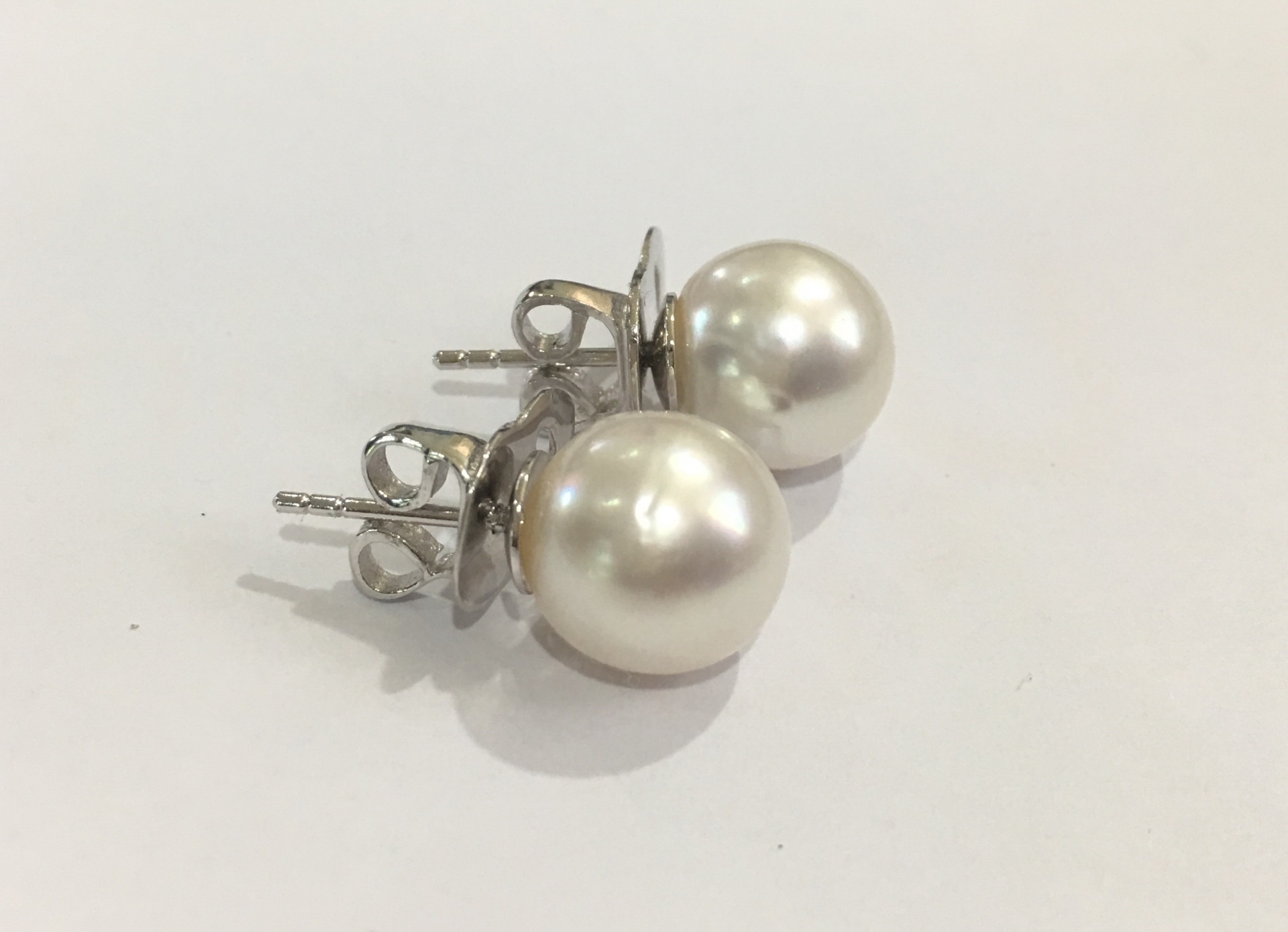 ต่างหูไข่มุก south sea 11 มิล สีขาว ก้านเงินแท้