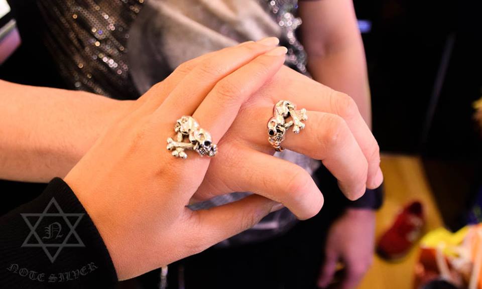 แหวนเงินแท้ กะโหลก 2 หัว กระดูกไขว้ Sterling Silver 925 NSRG262