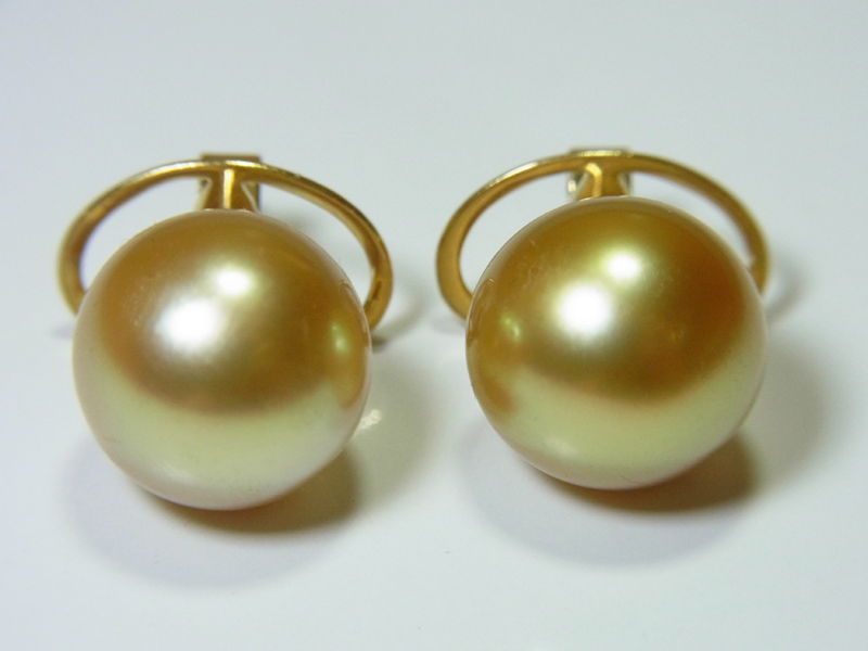 ต่างหูไข่มุก south sea 11-12 มิล ตัวเรือน 18k สีทอง เกรด AAA