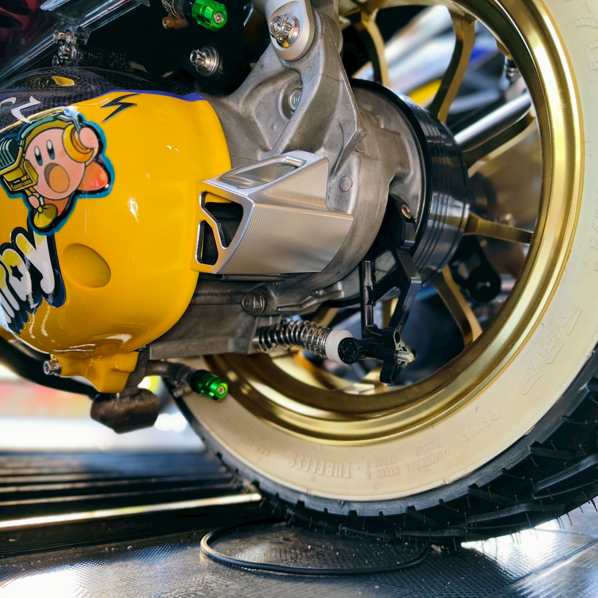 แผ่นดักฝุ่น JS racing รุ่น Giorno/PCX160