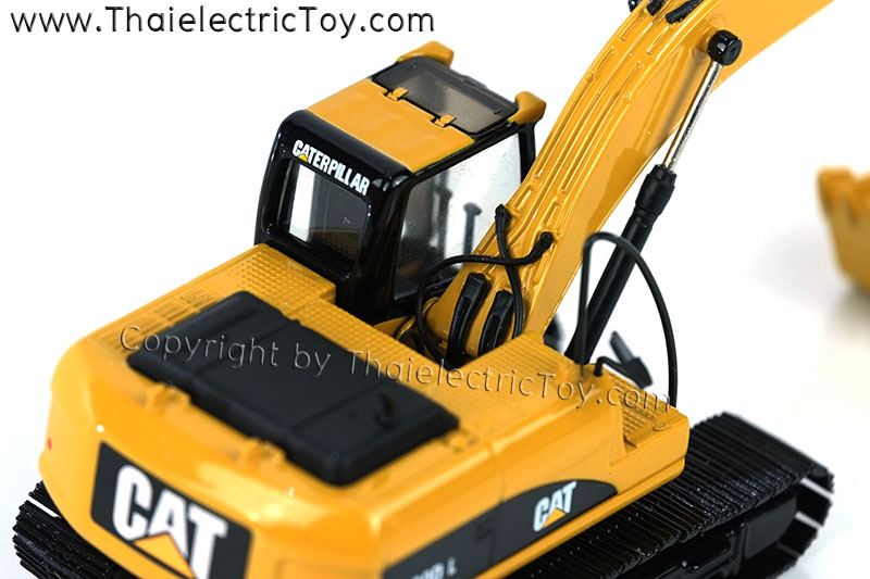 โมเดลรถแบคโฮ CAT 320D L วัสดุเป็นเหล็กทั้งคัน ขนาด 1:50 รายละเอียดสมจริง