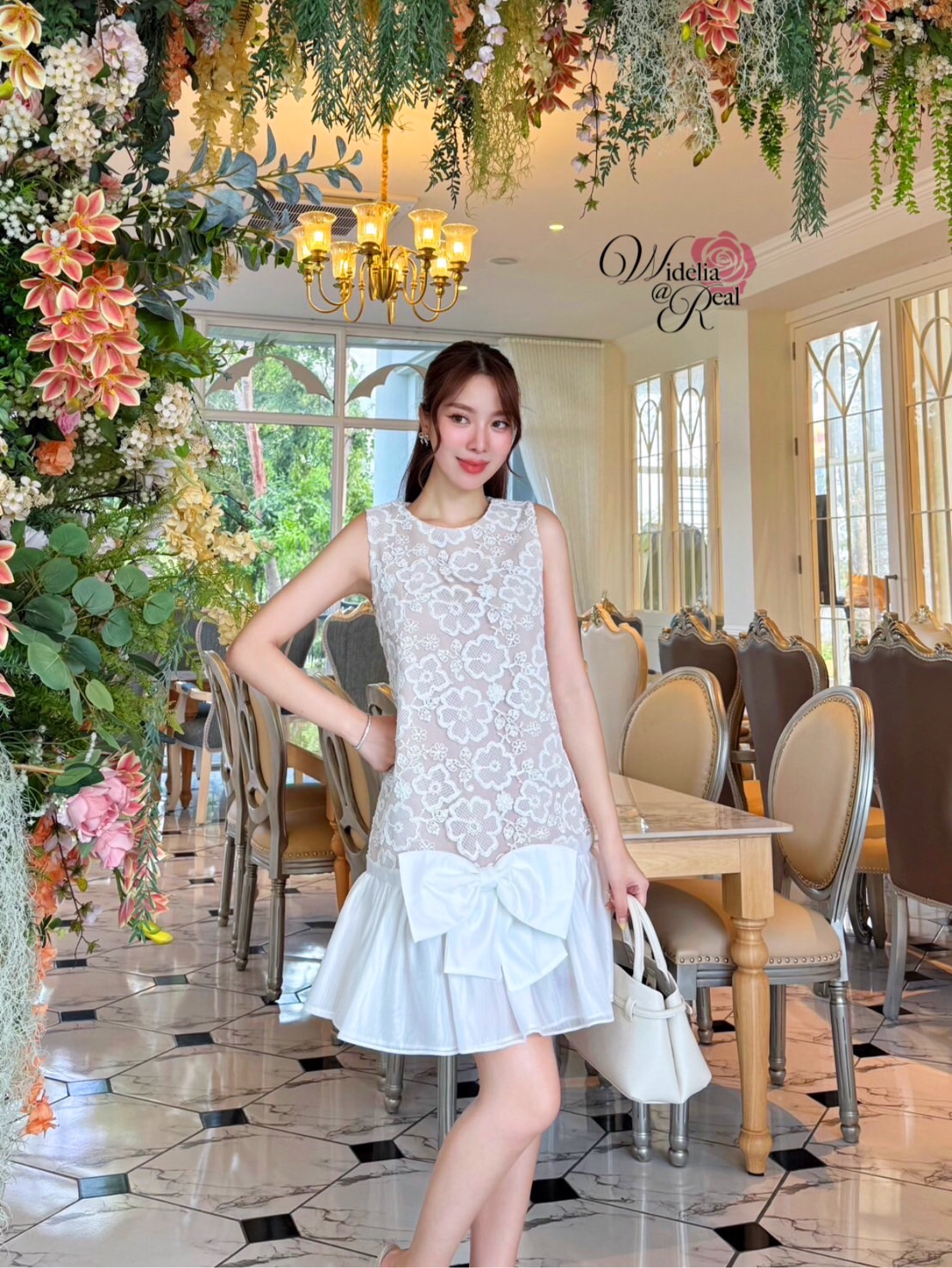 Korea Dress เดรสทรงปล่อย แขนกุด ชายเย็บโชว์ใหญ่