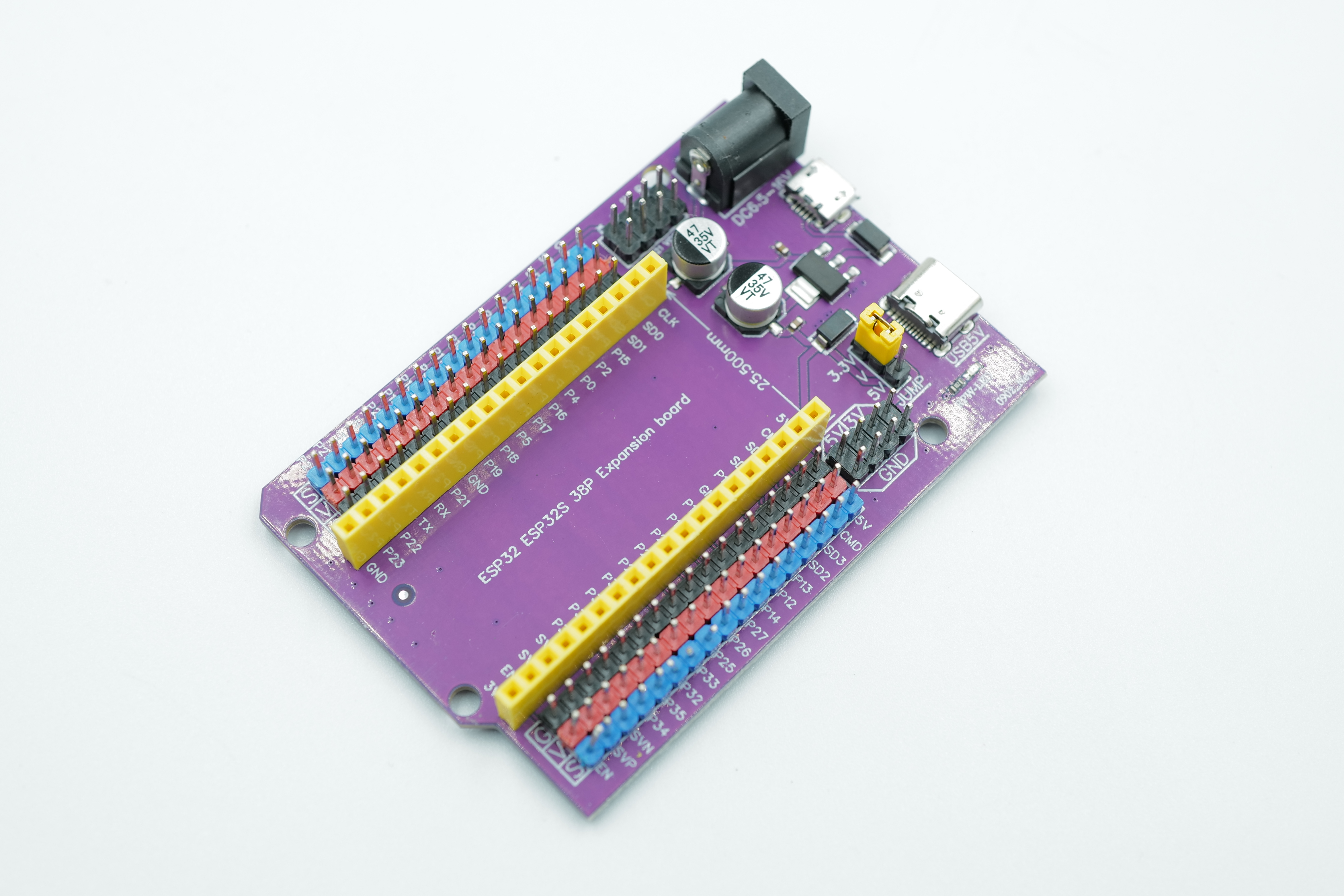 ESP32 38P shield มีที่ต่อไฟสำหรับบอร์ด