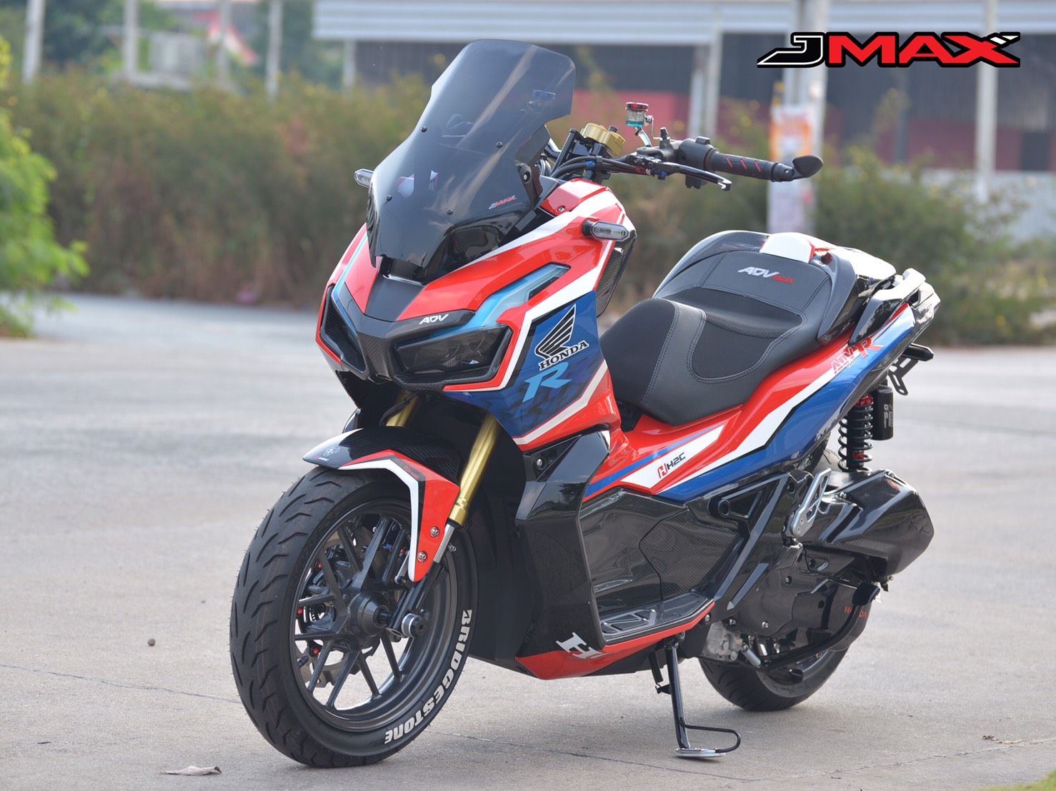 ชิวหน้า two tone v2 j-max HONDA ADV 150 ราคา1190