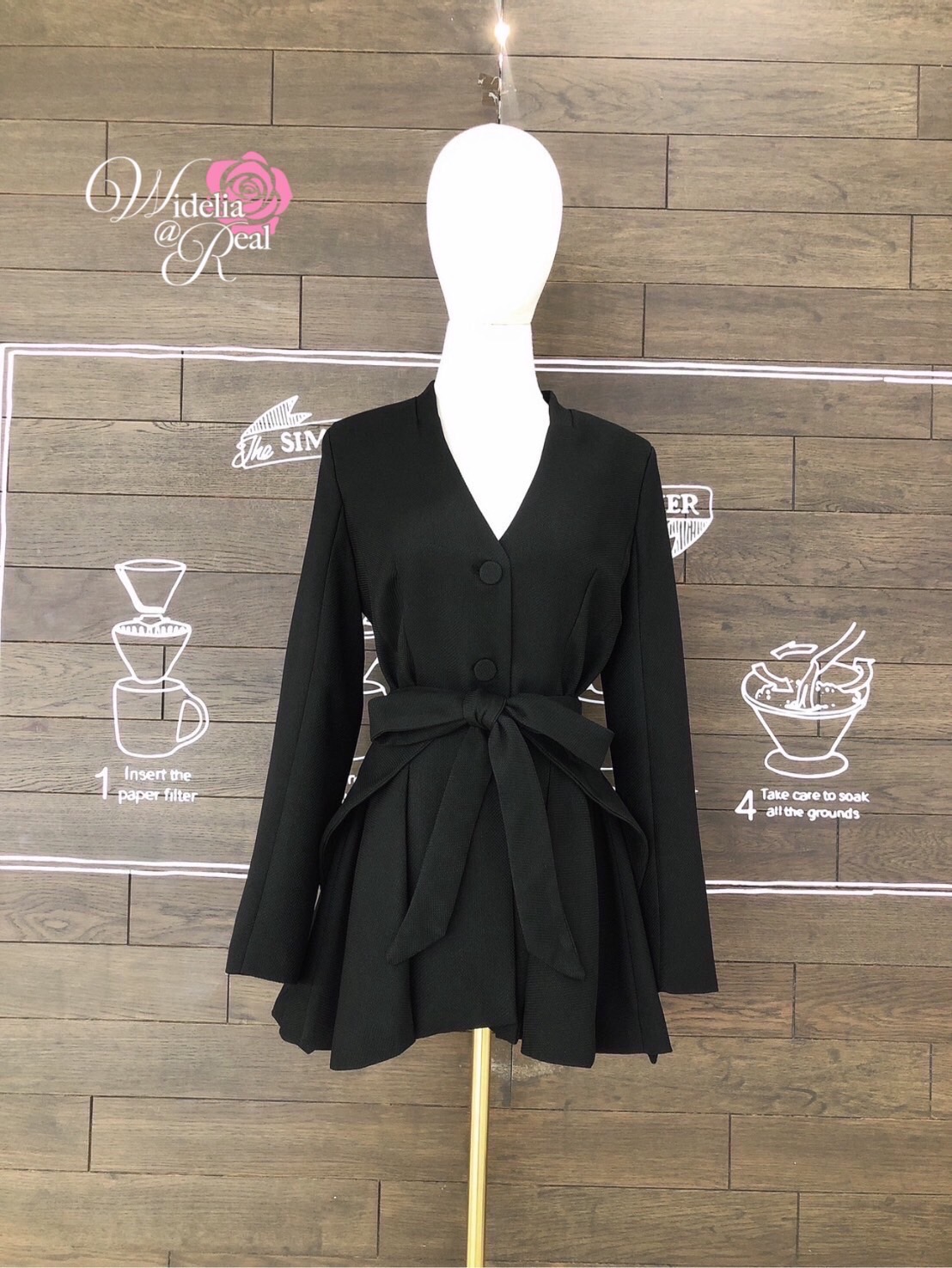 Korea Set เบเซอร์เดรสกับกระโปรงสั้น ตัวเดรสแขนยาว (ดำ)