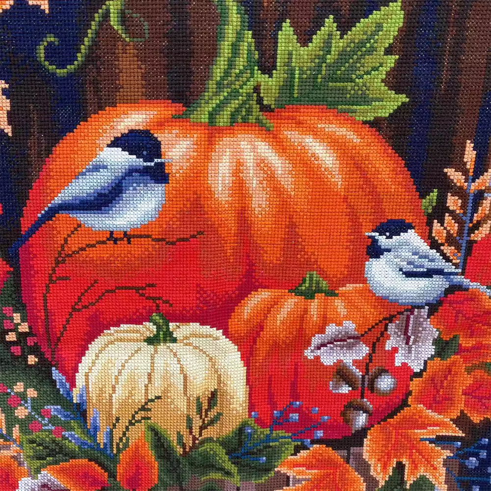 bird-1025 *สินค้าหมด* ชุดปักครอสติช ลายคู่นกน้อยกับฟักทอง (ปักเต็มผืนผ้า ไม่มีเดินเส้น ผ้า11CTพิมพ์ลาย ปัก 3 เส้นเล็ก) ขนาด 53*70 ซม.ผ้าครอสติช 11CTพิมพ์ลายปักบนผ้า ไหมคอตตอน 36 สี ผังลาย เข็ม