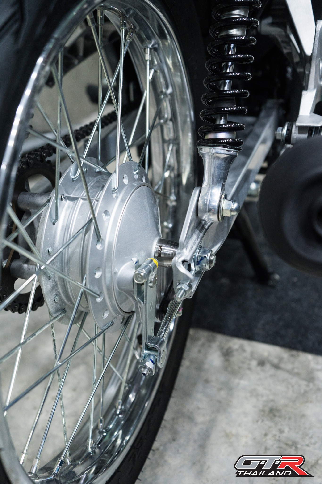 บู๊ชล้อหลังกลึง (สแตนเลส) CNC GTR THAILAND WAVE-125i ปี2023