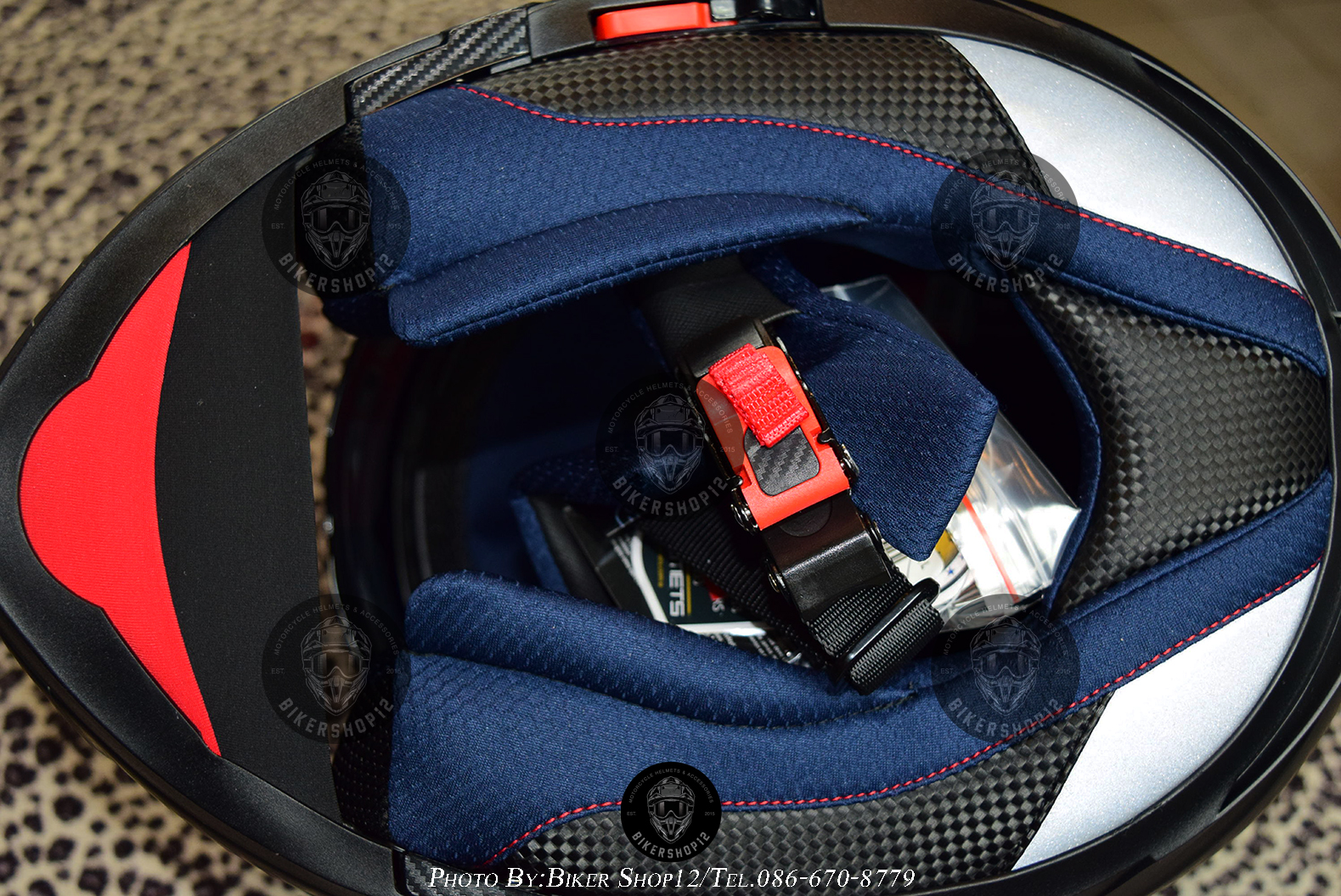 หมวกกันน็อคMT รุ่น ATOM SV (ยกคาง) สี ดำด้าน