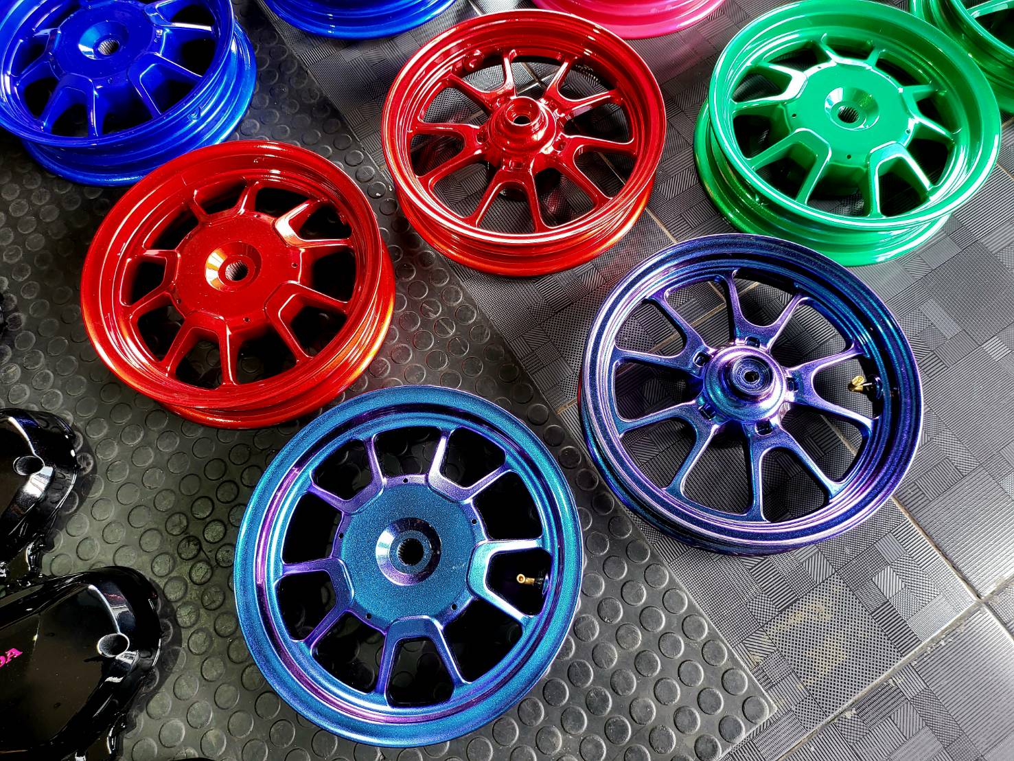 ล้อ-จับหลัง-แคร้-สวิงอาร์ม ทำสี พร้อมสับ Honda Giorno+