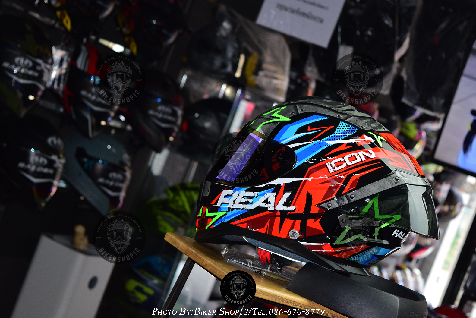 หมวกกันน็อค REAL รุ่น Falcon ลาย ICON สี แดง