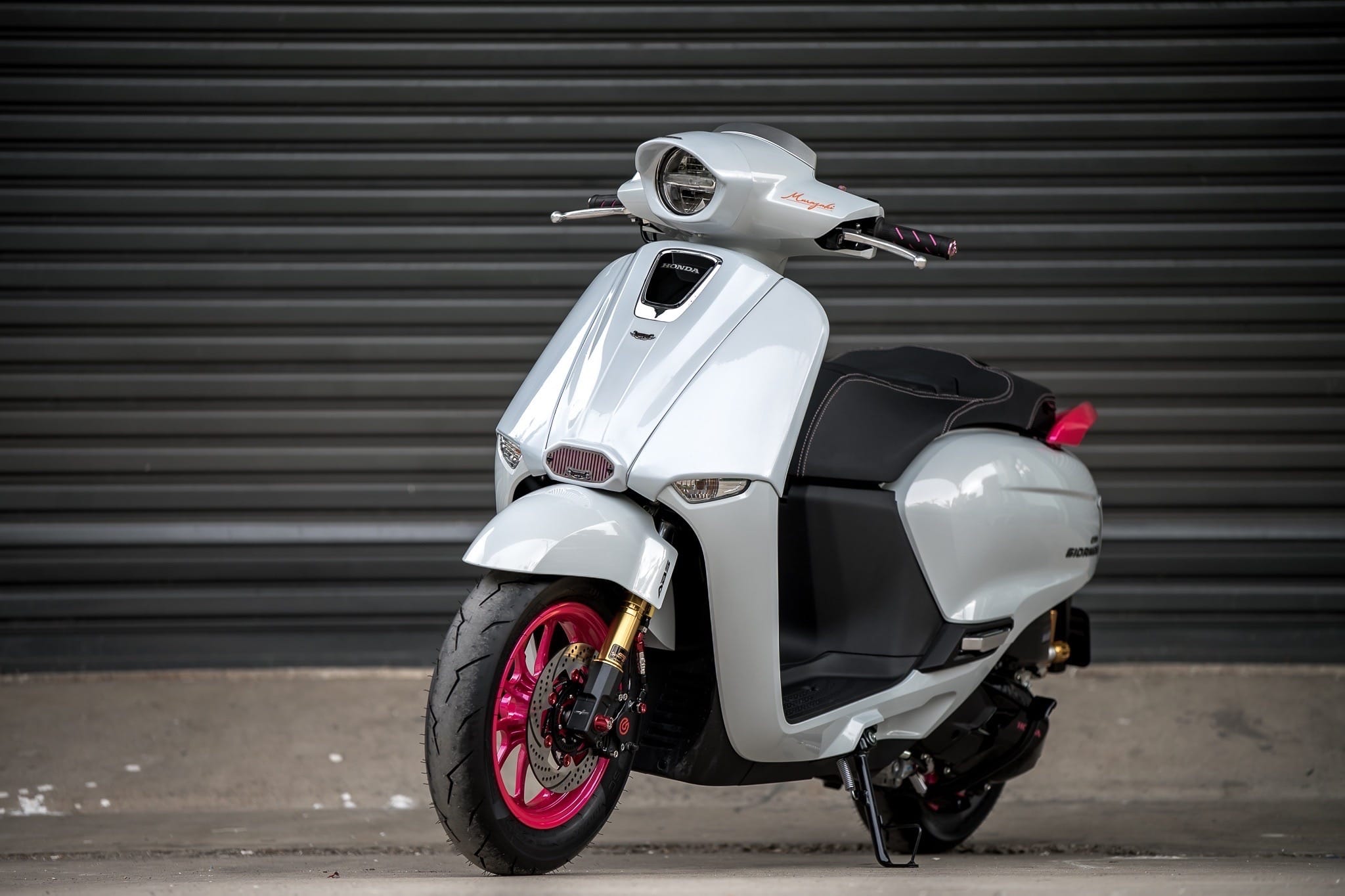 ครอบไฟหน้า Asura Giorno+ (แก๊ปไฟหน้า) สีขาว ดำด้าน ดำเงา ราคา1100