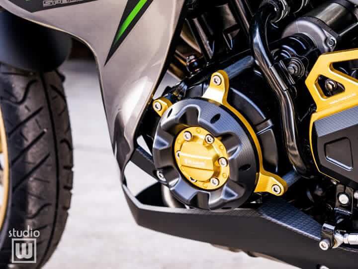 ครอบเครื่อง Z300 FAKIE