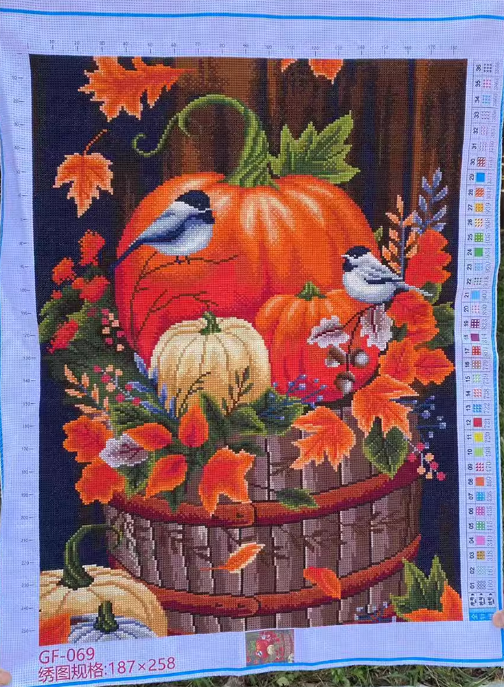 bird-1025 *สินค้าหมด* ชุดปักครอสติช ลายคู่นกน้อยกับฟักทอง (ปักเต็มผืนผ้า ไม่มีเดินเส้น ผ้า11CTพิมพ์ลาย ปัก 3 เส้นเล็ก) ขนาด 53*70 ซม.ผ้าครอสติช 11CTพิมพ์ลายปักบนผ้า ไหมคอตตอน 36 สี ผังลาย เข็ม