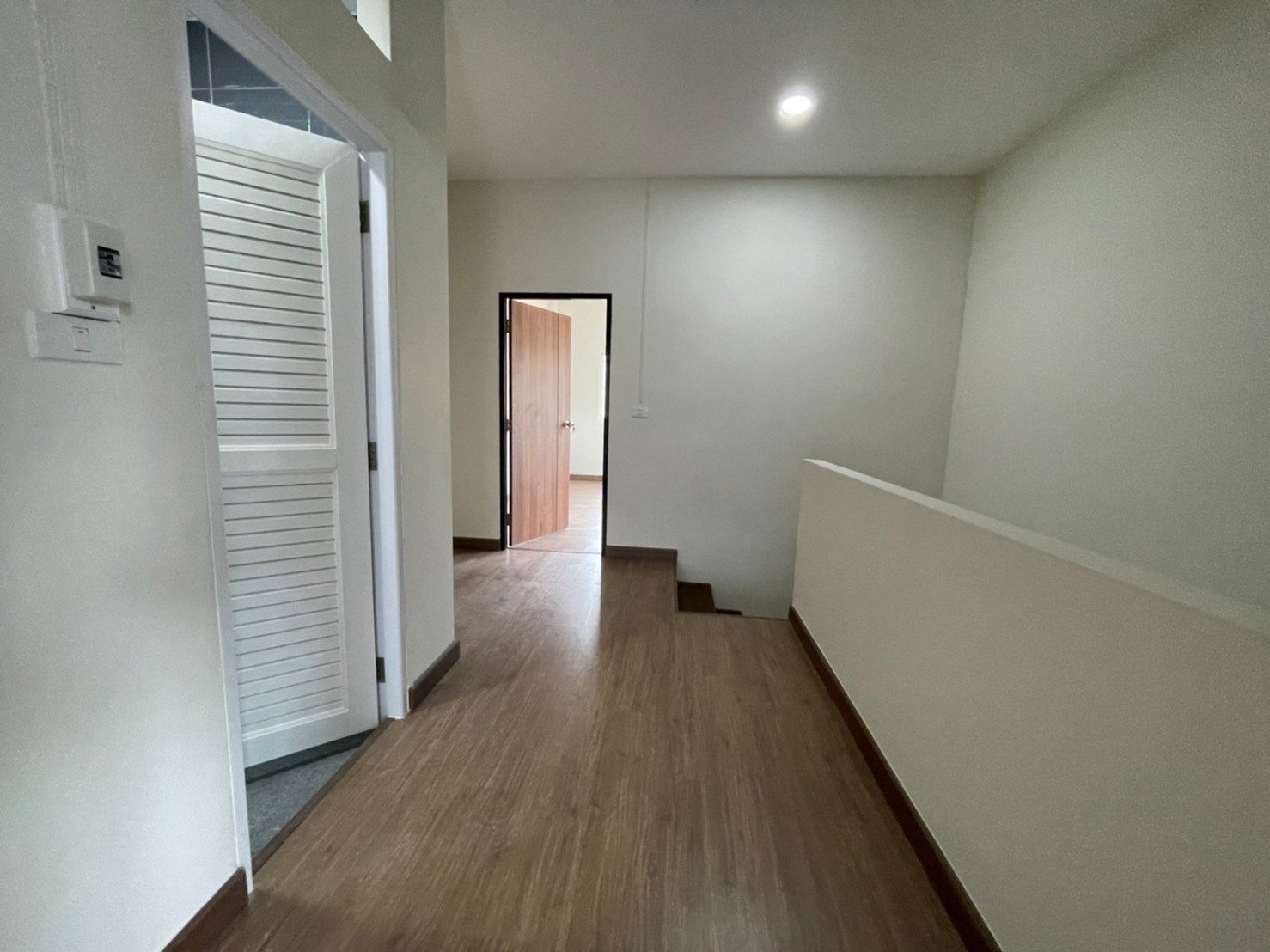 ขายอาคารพานิชลำลูกกา คลอง 4