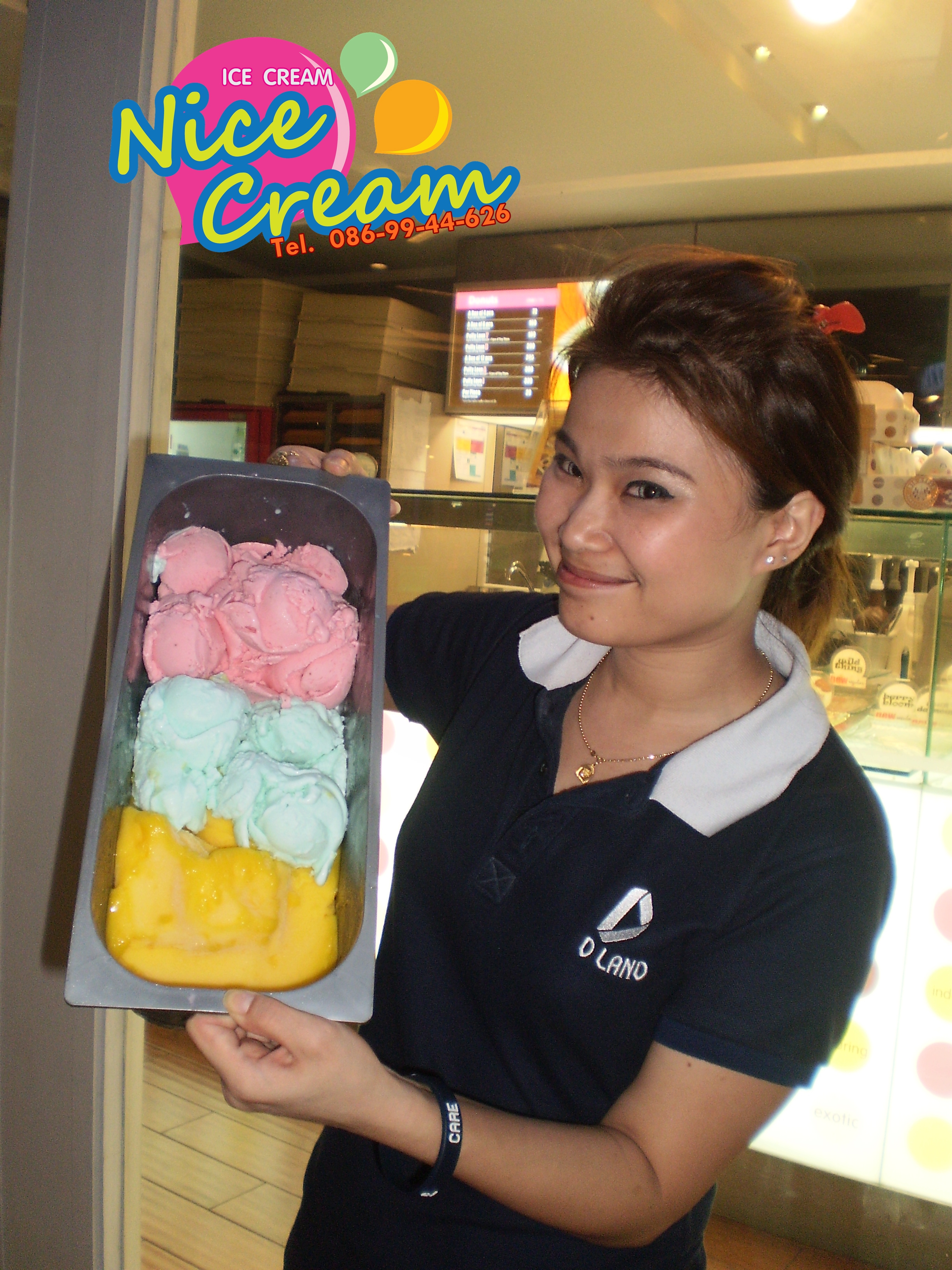 บูธไอศครีมโคนจิ๋ว @ Porto Chino