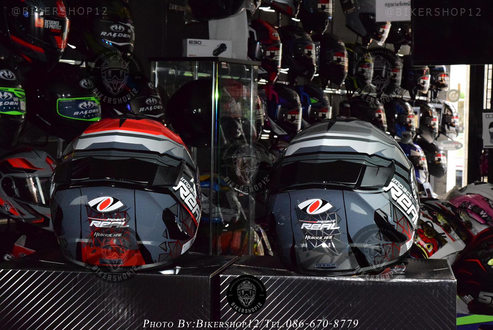 หมวกกันน็อคReal รุ่น Hurricane Impact สี ดำ/แดง