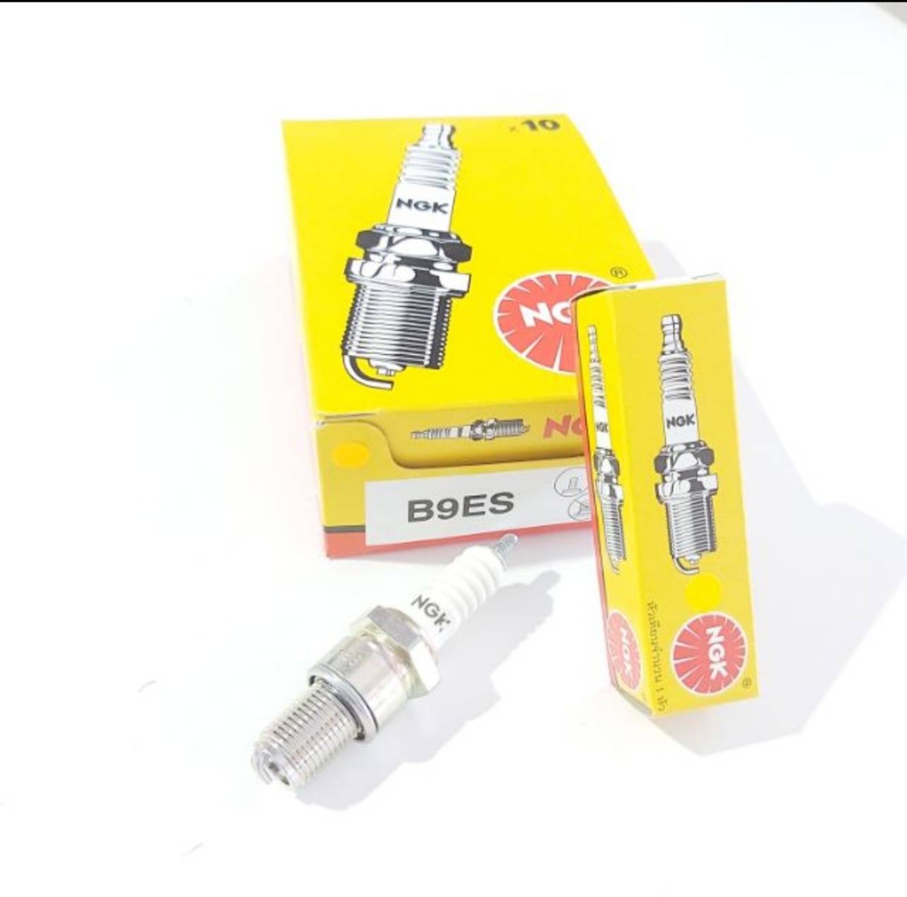 หัวเทียนแท้/NGK B9ESใช่กับรถ(VICTOR/SERPICO) ราคา50