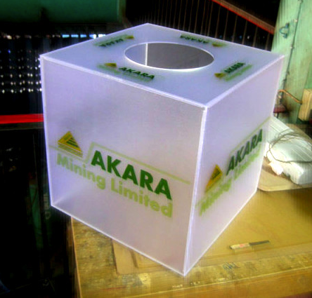 กล่องอะครีลิค สำหรับจับรางวัล พร้อมติดโลโก้ได้ตามต้องการ