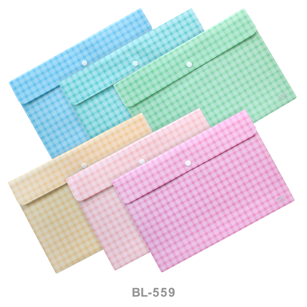 ซองกระดุม A4 แนวนอน ลายสก็อต BL-559