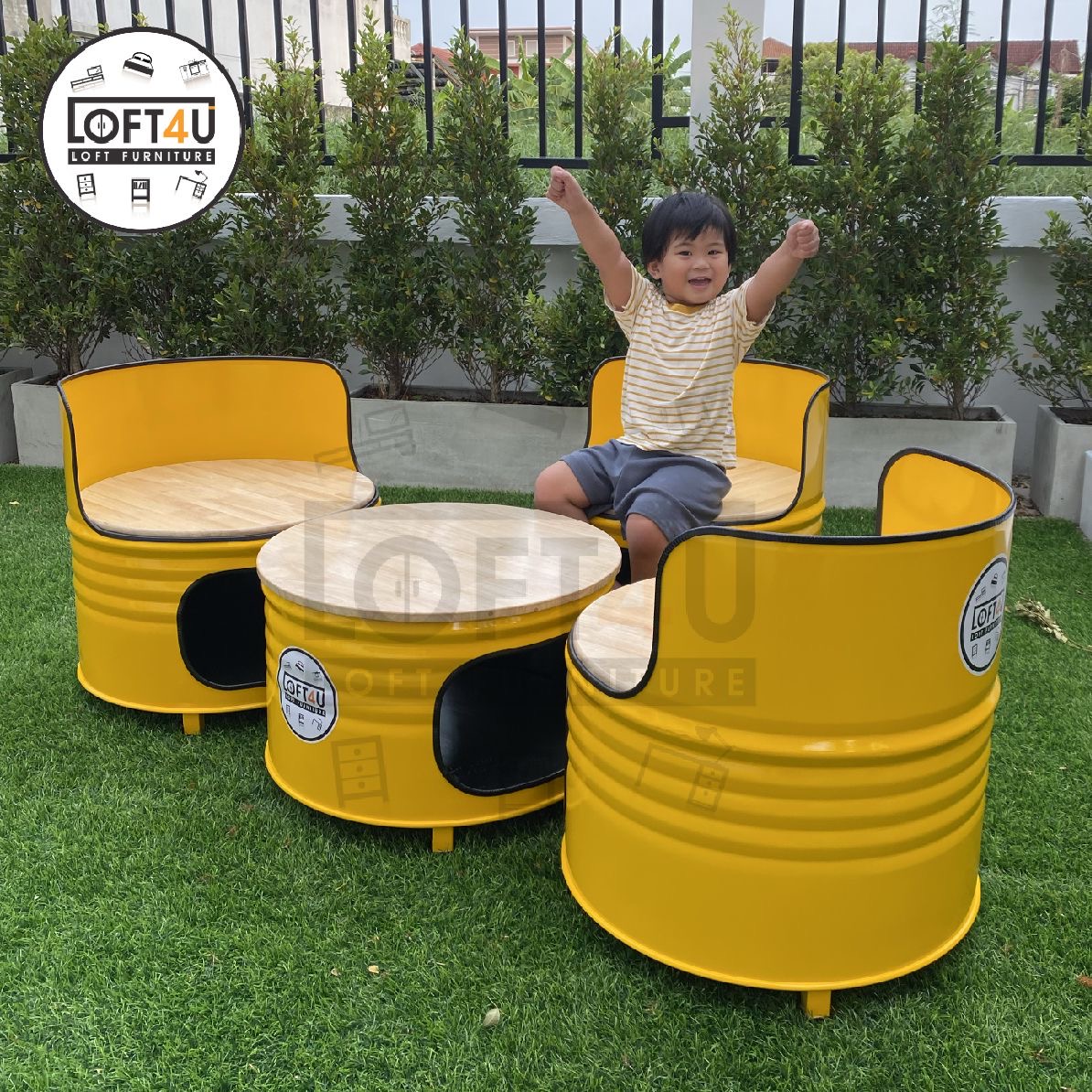 โต๊ะคาเฟ่ Cafe Table Set : wooden cushion / 3 seats