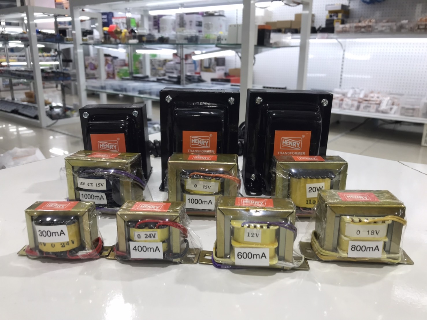 ์NS/ Henry หม้อแปลงเปลือย 220Vac-100Vac | มีขนาดให้เลือกตั้งแต่ 10 w /15 w /30 w /50 w /100 w / 200 w | ทำหน้าที่แปลงไฟจาก 220 V เป็น 100 -110 V เหมาะกับนำไปประกอบภายในเครื่อง