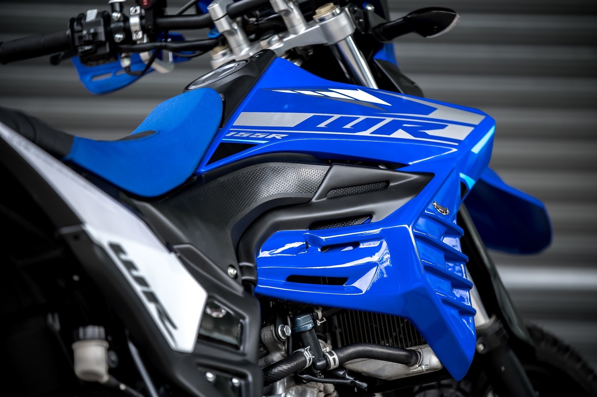 ครอบข้างหม้อหน้า WR155 MOTOZAAA 2390฿