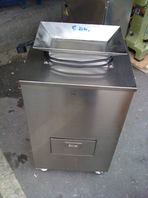 เครื่องหั่นเนื้อ สแตนเลส ขนาด 5.0มม.