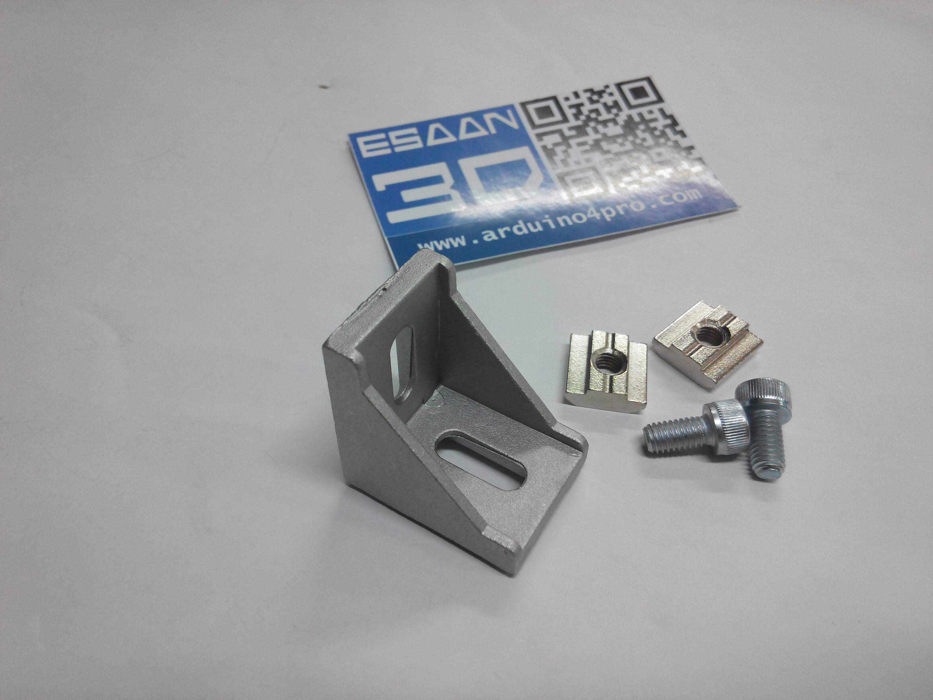 Bracket D30 สำหรับอลูมิเนียมโปรไฟล์ 3030 พร้อมชุดน็อตยึด T-Nut M6