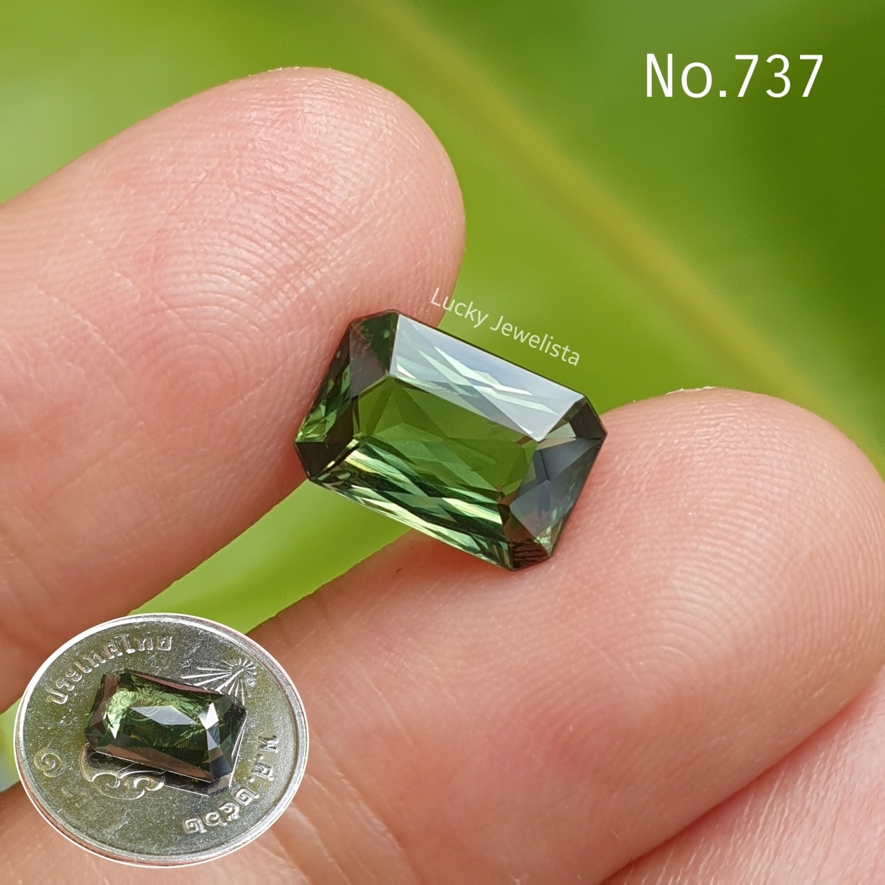 พลอยเขียวส่อง บางกะจะ Green Sapphire สีเ่หลี่ยม สีเขียวก้านมะลิ 3.05 กะรัต ทรงสีเหลี่ยมตัดมุม 1