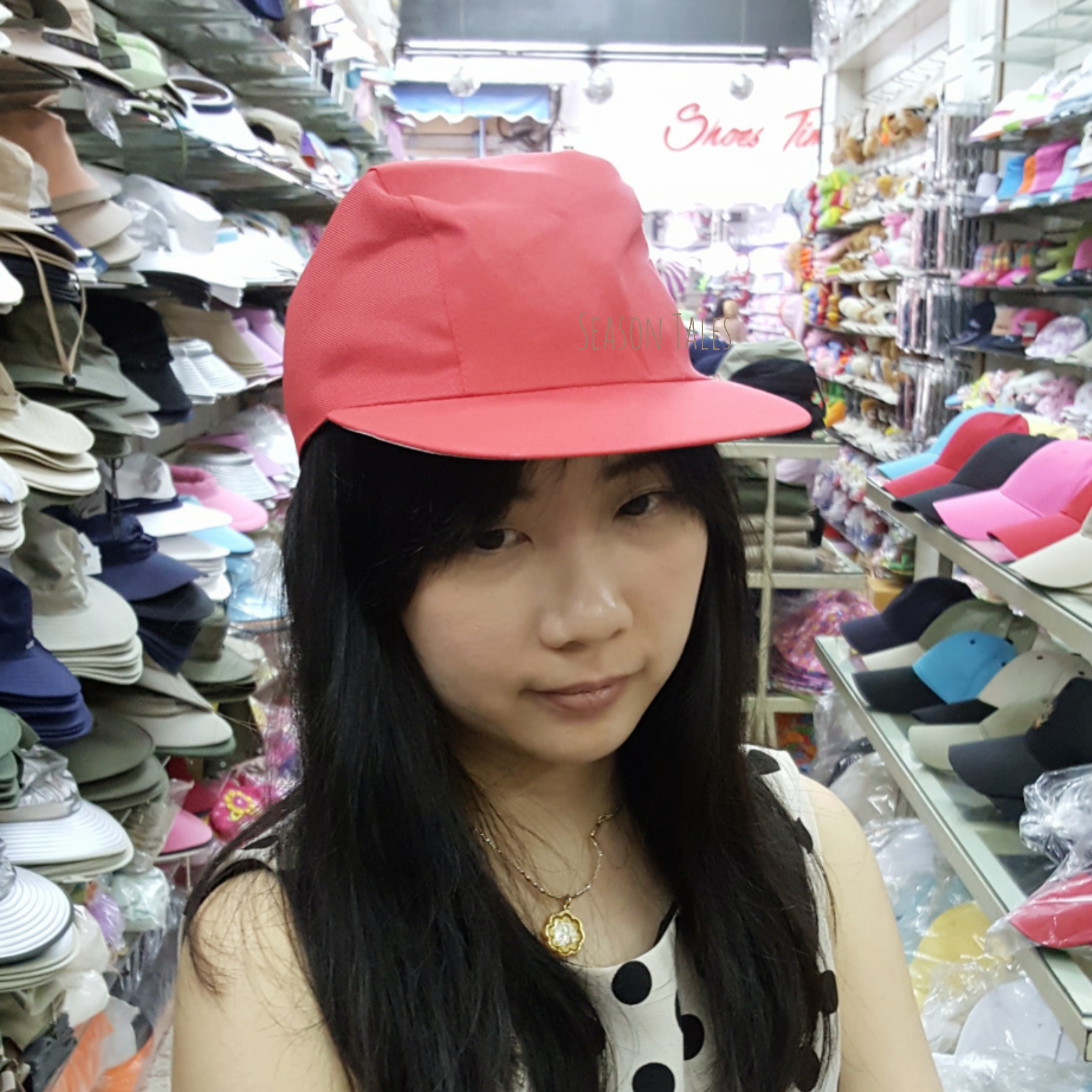 หมวกกีฬาสี ขายส่ง ยกโหล ถูกสุดๆ (สั่งในเว็บไม่ได้ สั่งผ่านLine เท่านั้น)