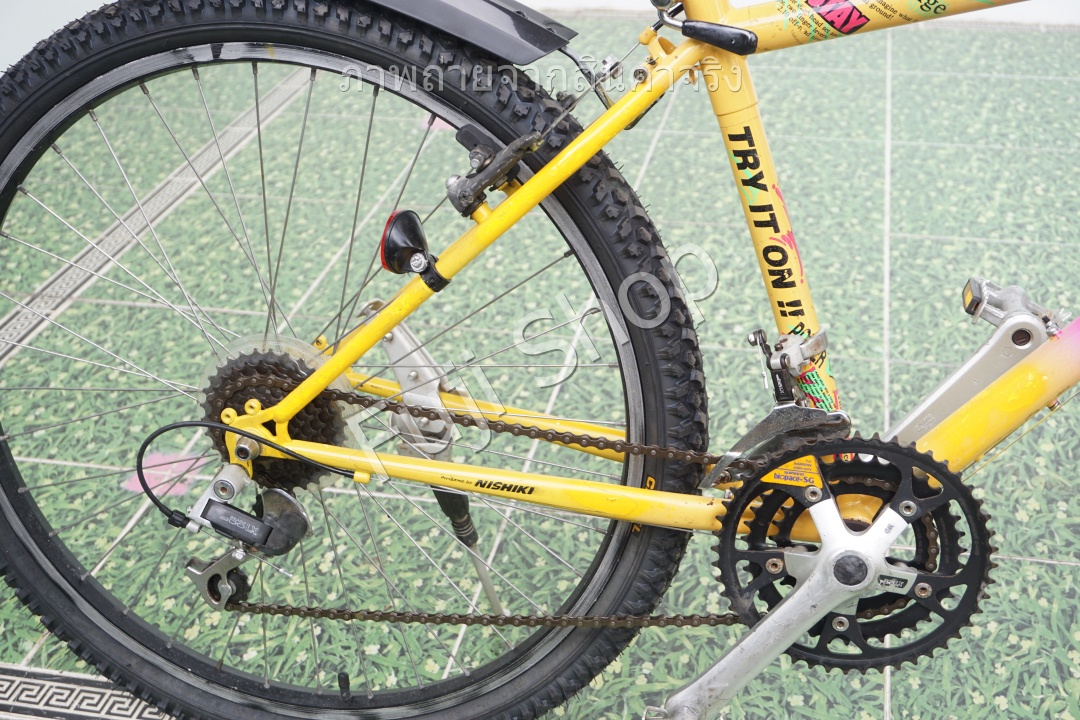 จักรยานเสือภูเขาญี่ปุ่น- ล้อ 26 นิ้ว - มีเกียร์ - โครโมลี่ - สีชมพู [จักรยานมือสอง]