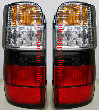 ไฟท้าย TOYOTA HIACE CUSTOM 99-04 ขาวแดงเพชร