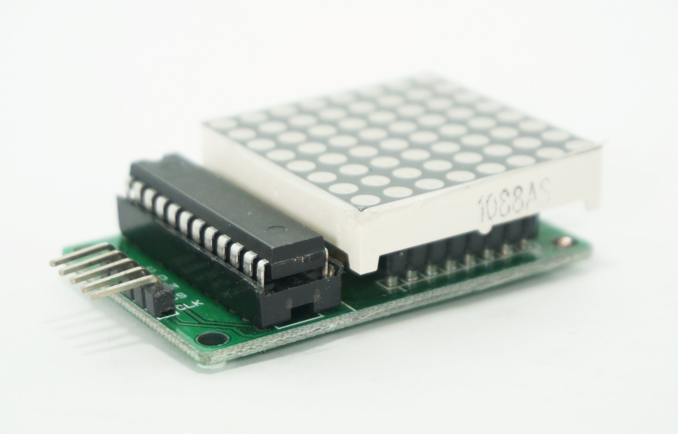 MAX7219 - 8x8 dot matrix module พร้อมสาย