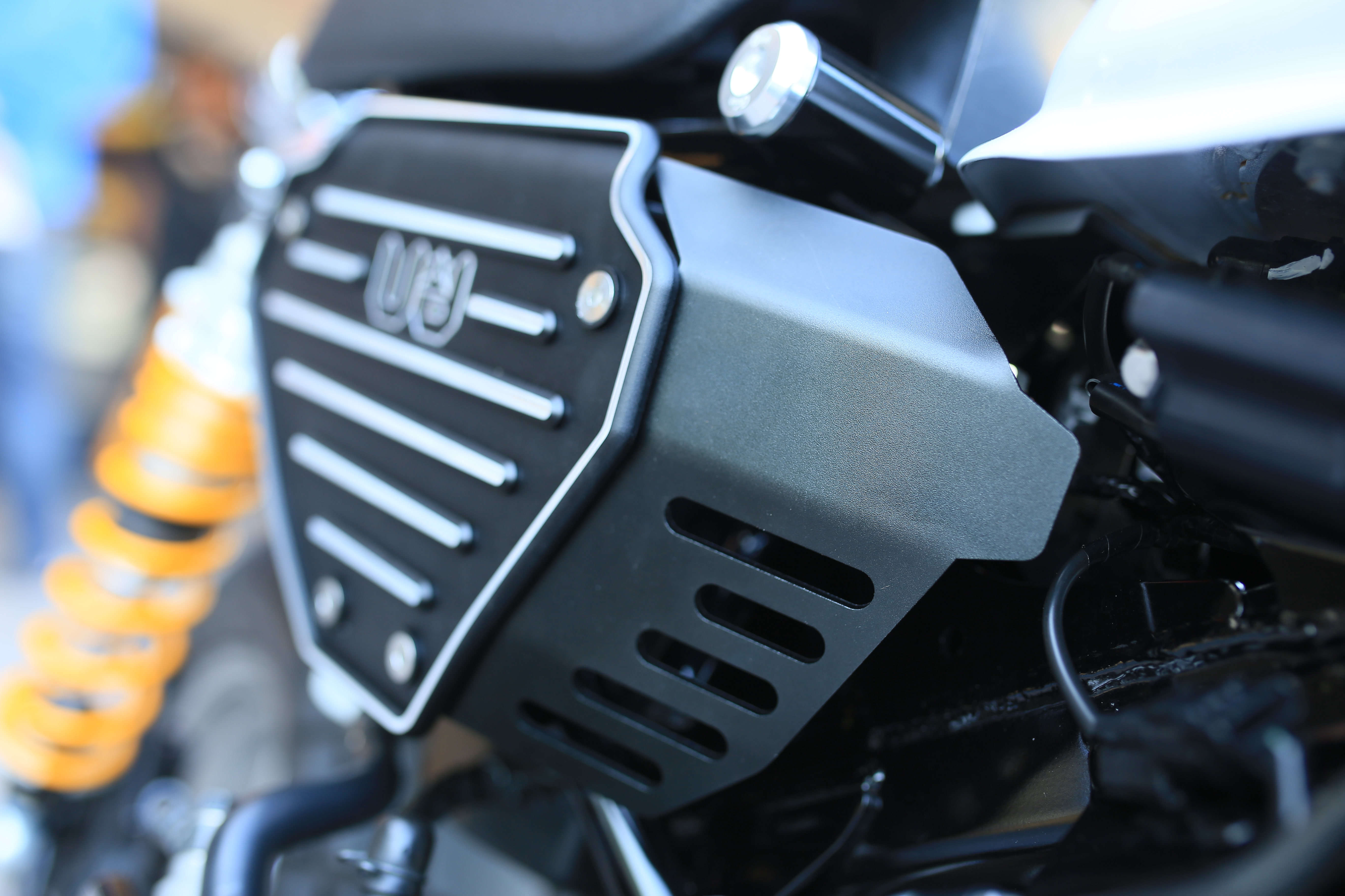 ฝาข้าง HONDA MONKEY 125 U DOM KARNCHANG ราคา3200