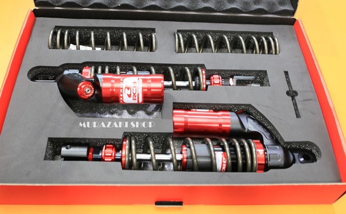 โช๊คหลัง RCB ตรงรุ่น ตระกูล V-Series YAMAHA XMAX300 (350mm) ทุกรุ่นแถมสปริงแข็งมาให้ 1คู่ รุ่น VD Series สามารถปรับ compression and rebound damping and spring preload ราคา 6,900 / คู่ มี4สี