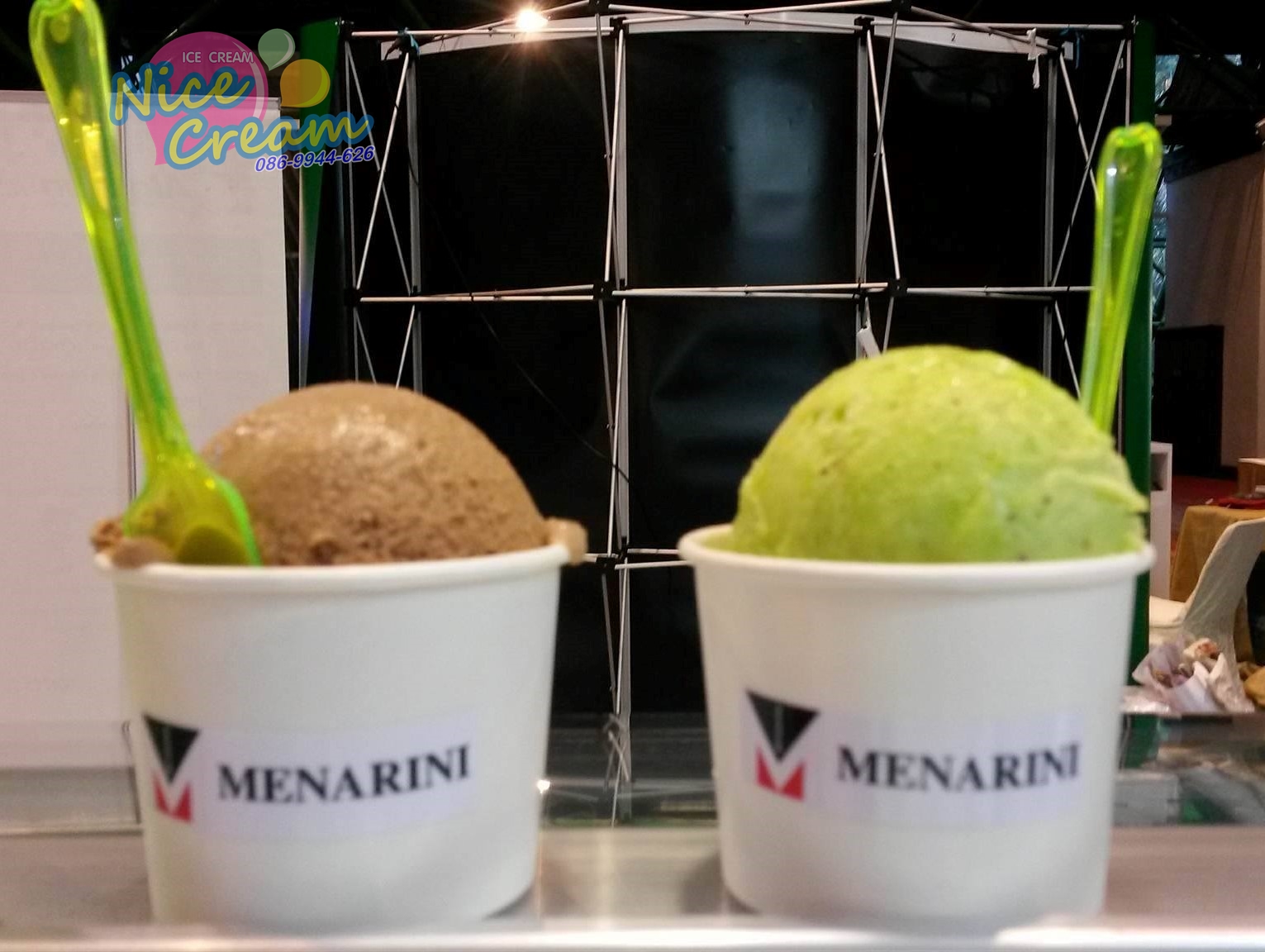 ออกบูธ งานสมาคมแพทย์ทางเดินอาหาร 25 พ.ย. 2558 ที่ศูนย์สิริกิติ์