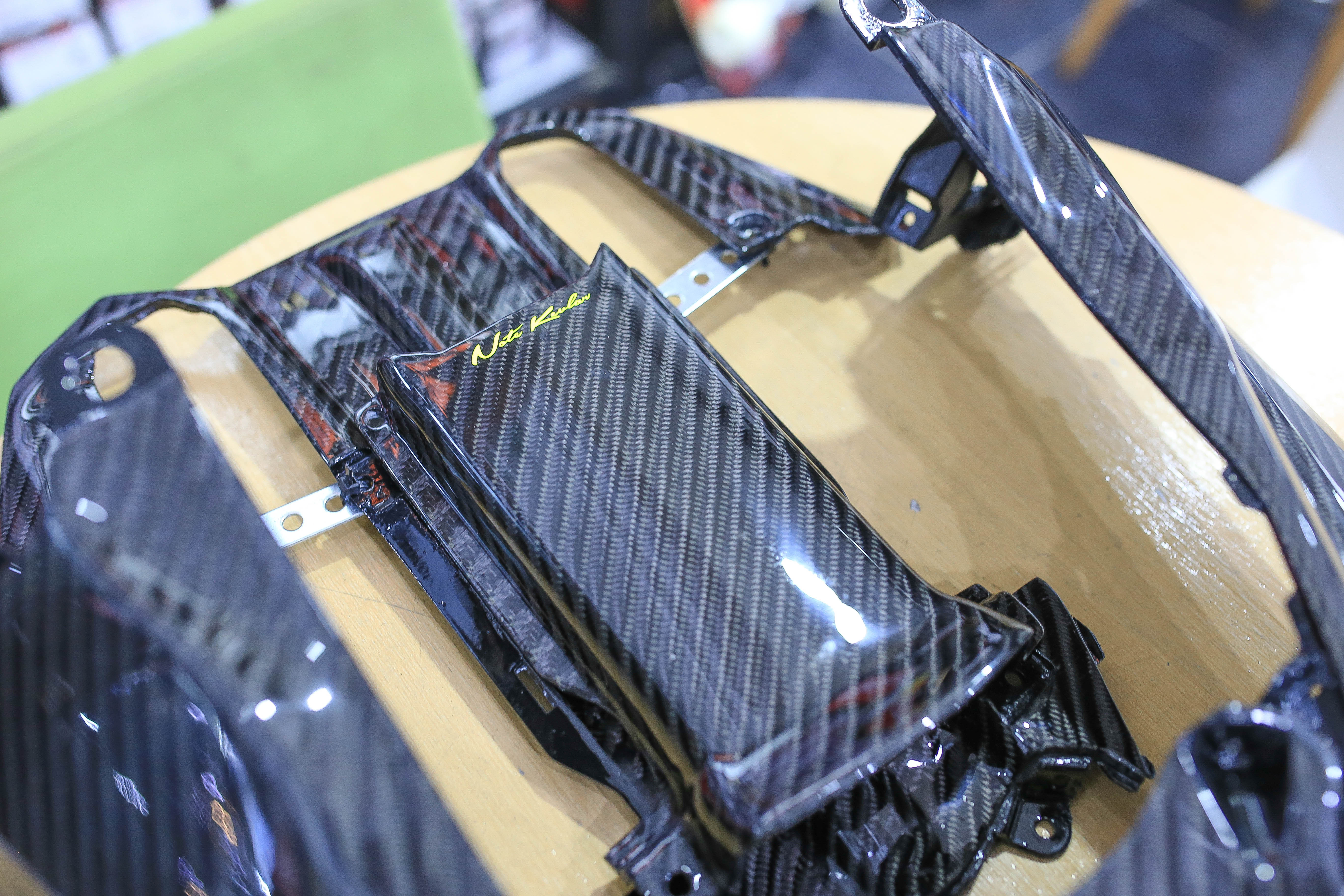 ชุดหน้าซิ่งคาร์บอนเเท้ลาย 4 FORZA350 by NoteKevlar