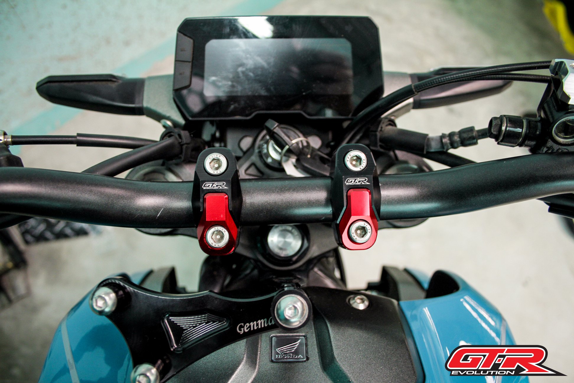 ประกับตุ๊กตาแฮนด์ FATBAR 2 ชั้น 28MM GTR CB 150R EXMOTION