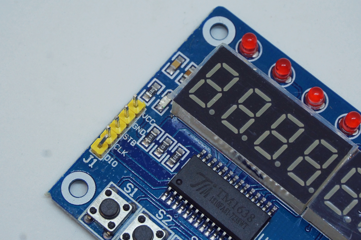 TM1638 LED display with 7segments and switches