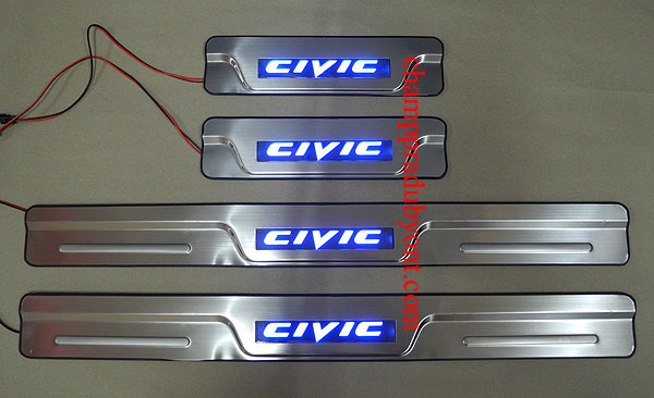ชายบันไดสแตนเลสมีไฟ HONDA CIVIC 06-12 แสงสีฟ้า