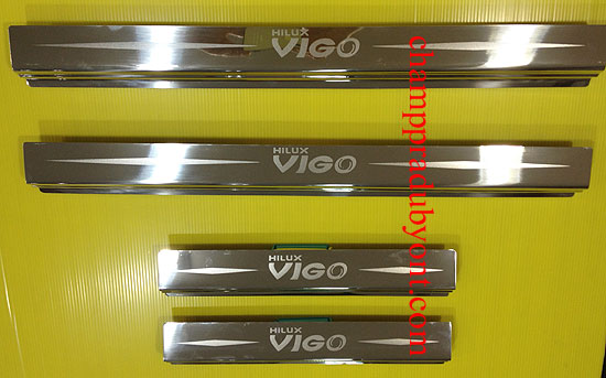 ชายบันไดสแตนเลส TOYOTA VIGO CHAMP 11-14