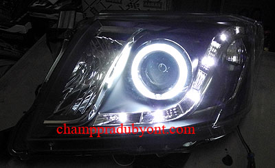 ไฟหน้าโปรเจคเตอร์ TOYOTA VIGO CHAMP 11-14 ดำ วงแหวน LED ยาว
