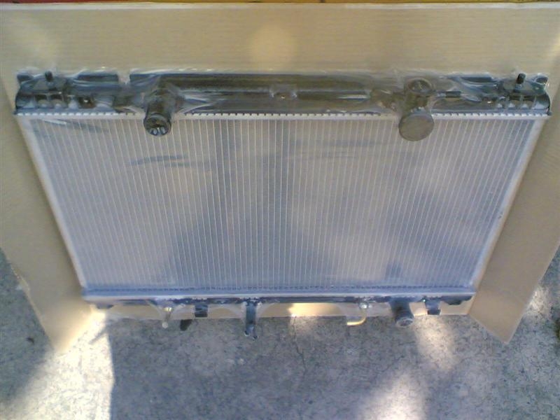 หม้อน้ำรถยนต์ Toyota Camry 2001
