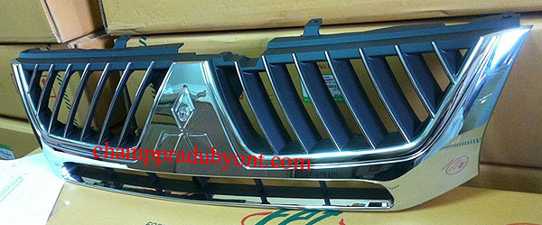 กระจังหน้า MITSUBISHI STRADA 03-05 ทรงศูนย์