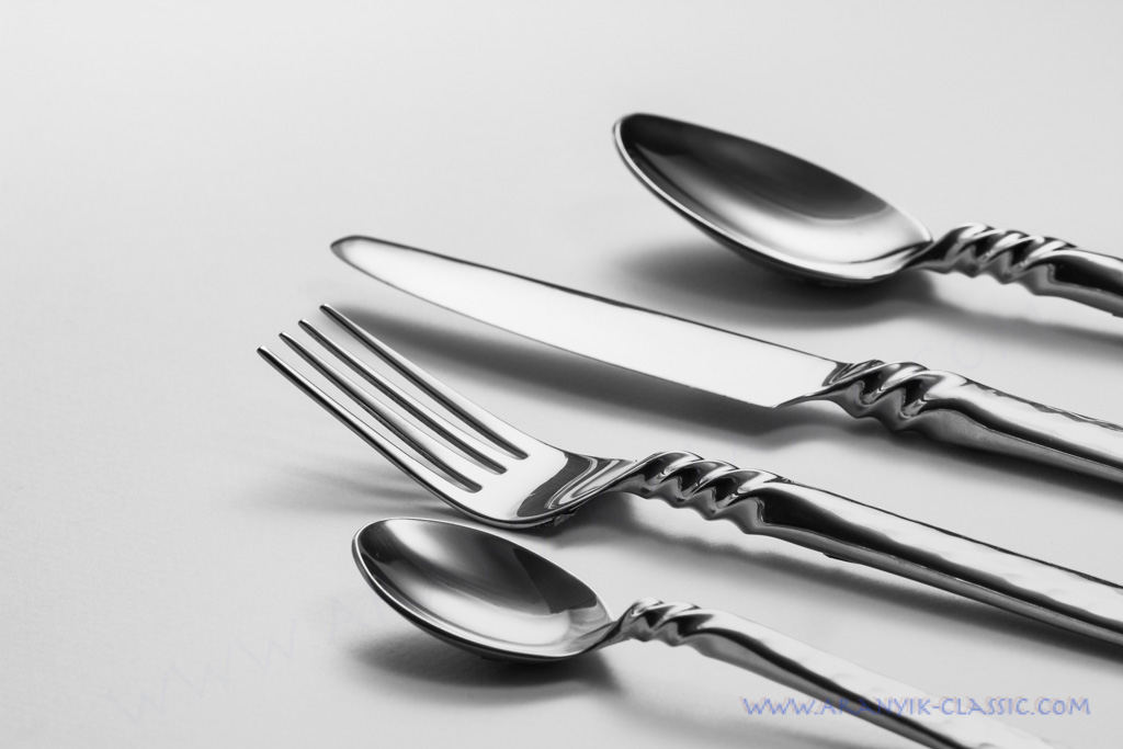 ช้อนส้อมมีด อรัญญิกคลาสสิค แบบ Flattern Spiral