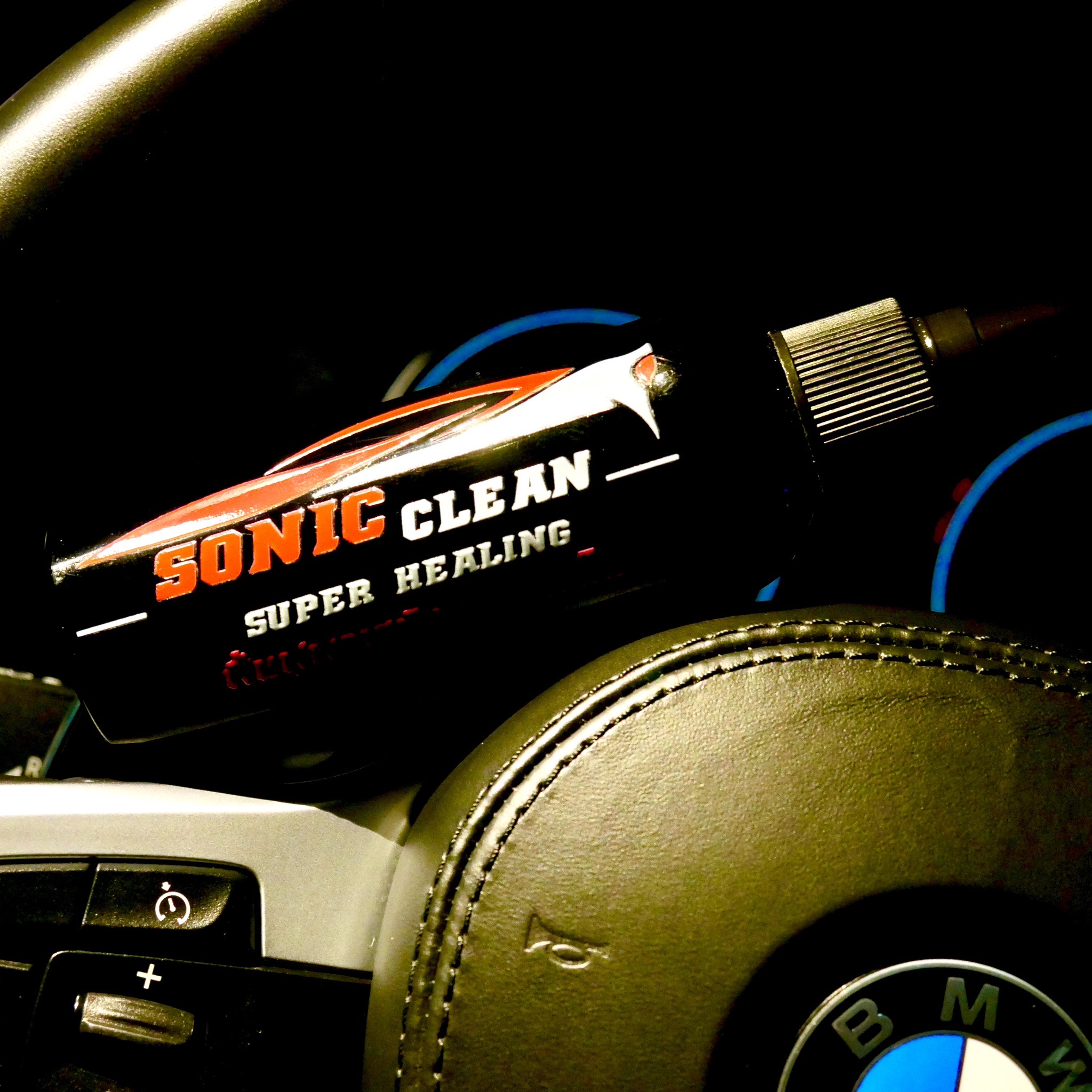 SONIC CLEAN สเปรย์ เช็ดคอนโซล เช็ดยาง ฟื้นฟูพลาสติก