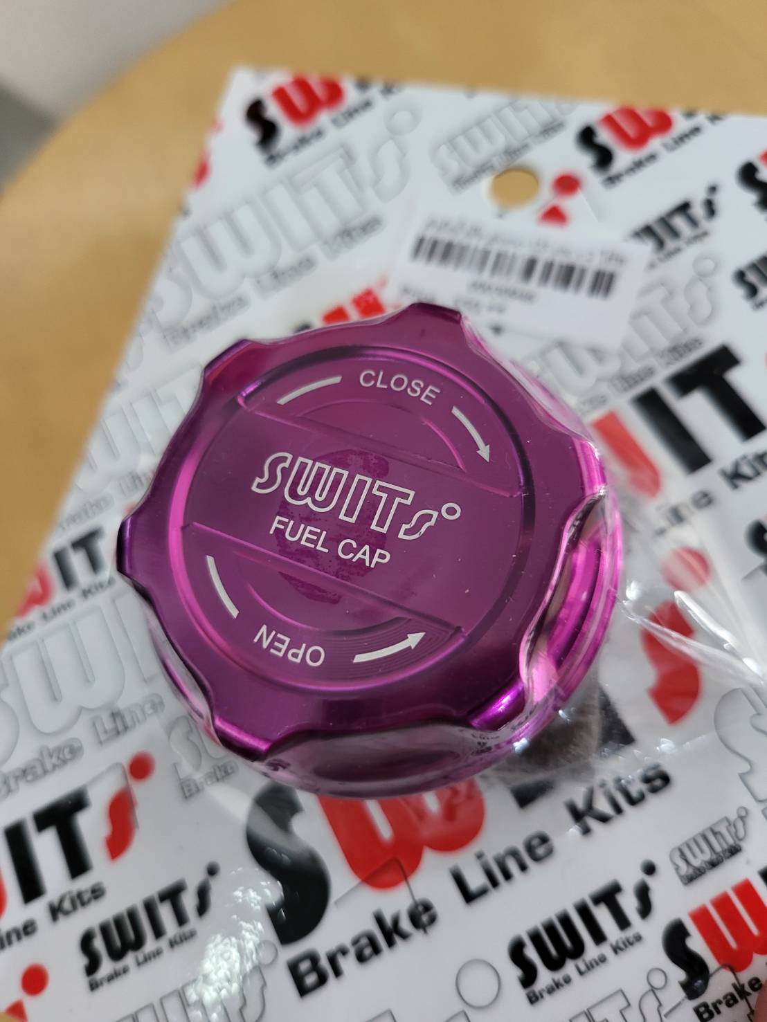 ฝาถังน้ำมัน SWITS ใส่ทุกรุ่น สี แดง น้ำเงืน ม่วง เขียว